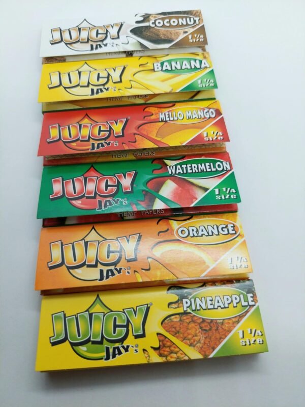 Juicy Jay Flavored Rolling Papers<br /><br />1¼ Size<br /><br />Assorted Flavors